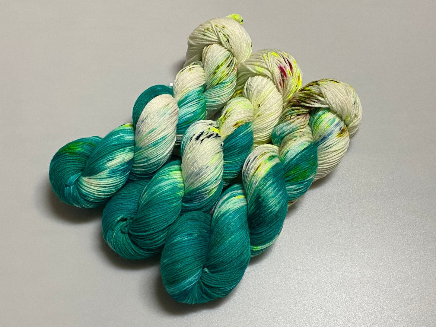 Hightwist, Handgefärbte Sockenwolle 4 Fach - Sonjas Wollanstalt