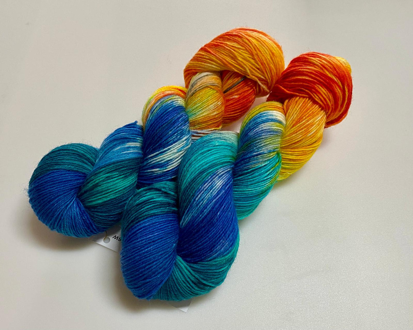 Basicsocks handgefärbte Sockenwolle