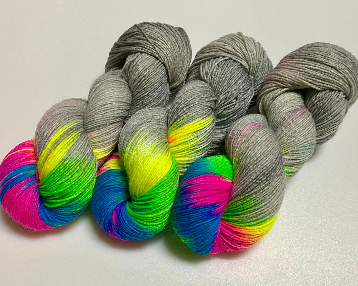 Fernersowo handgefärbte Wolle 4 - fach - Sonjas Wollanstalt