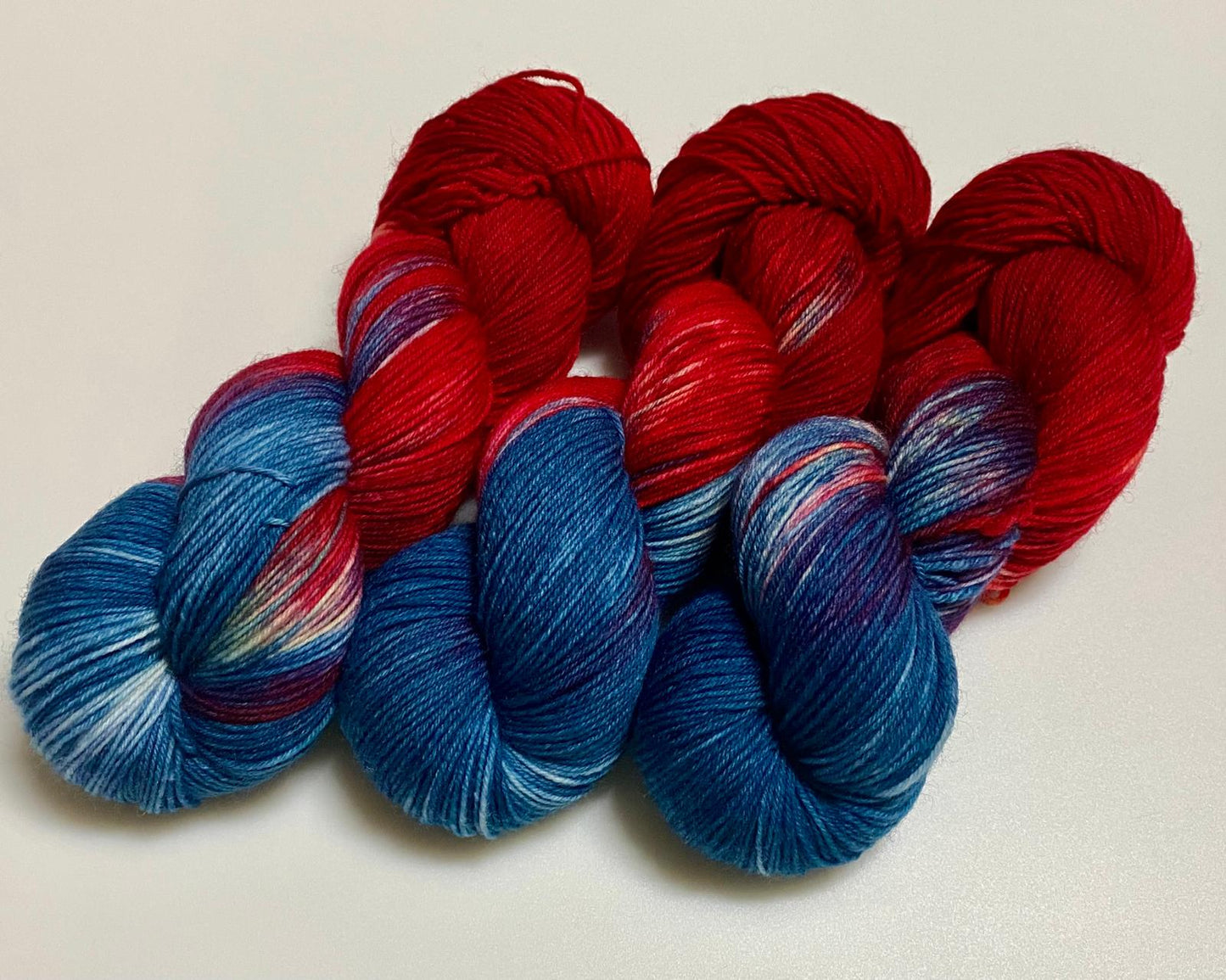 Fine Merino Socks 6 - fach handgefärbte Wolle - Sonjas Wollanstalt