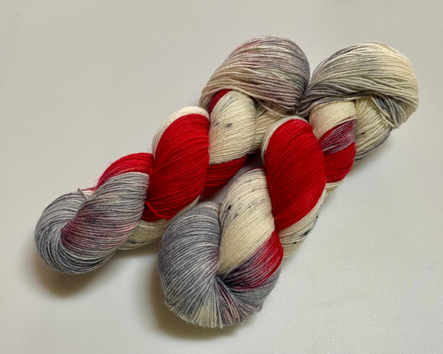 Basicsocks handgefärbte Sockenwolle