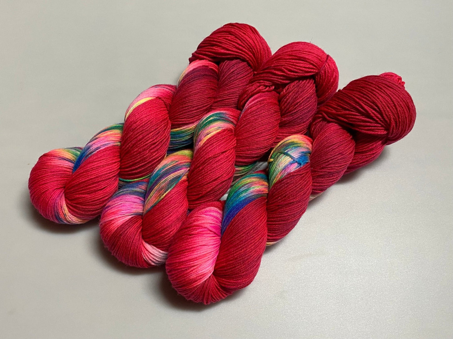 Hightwist, Handgefärbte Sockenwolle 4 Fach - Sonjas Wollanstalt