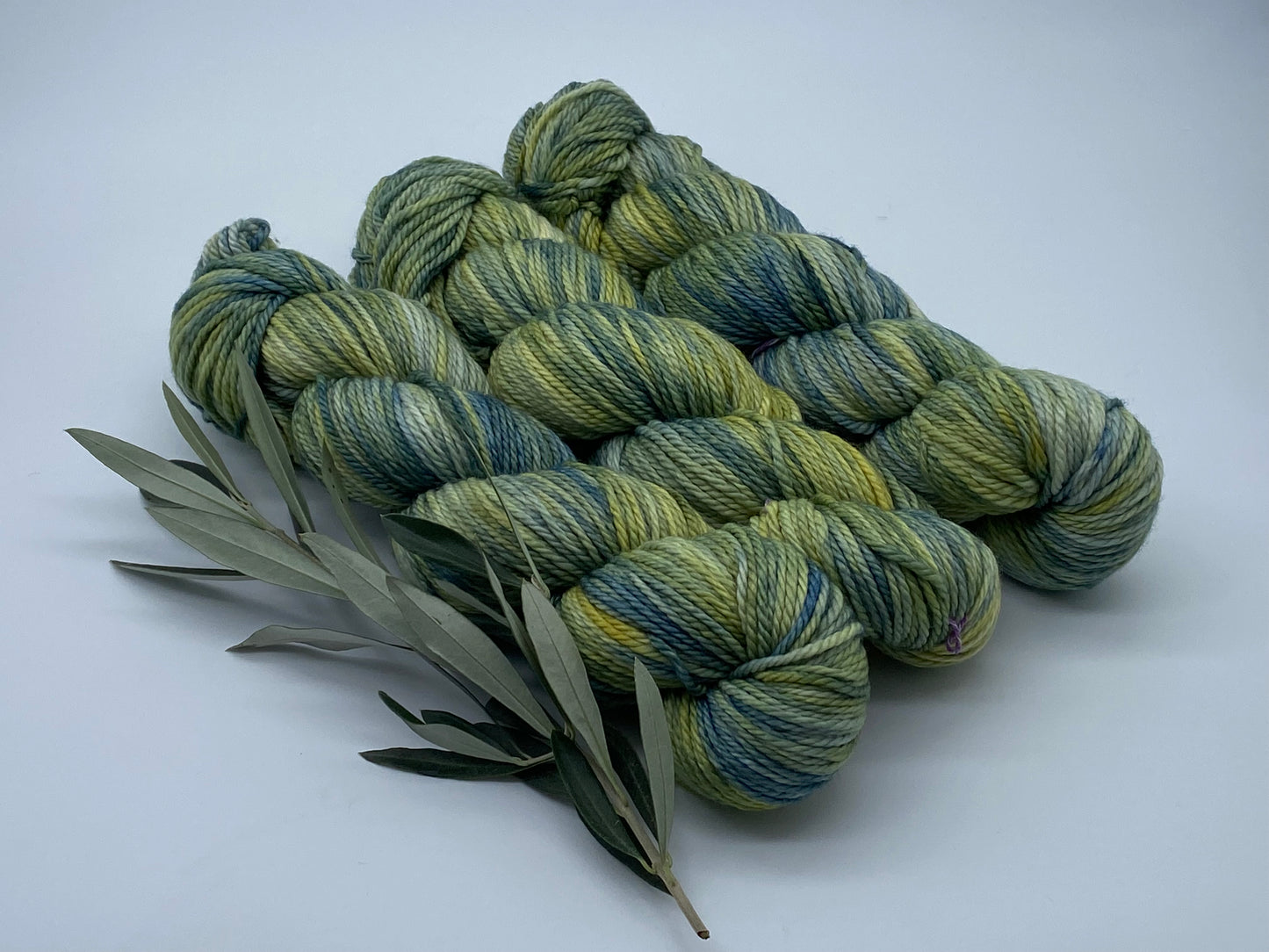 Merino 166 handgefärbtes Merinogarn 100g