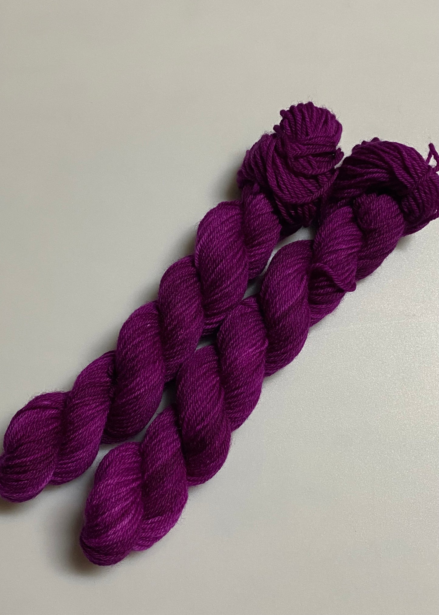 Fine Merino Socks ca. 20g handgefärbte Wolle