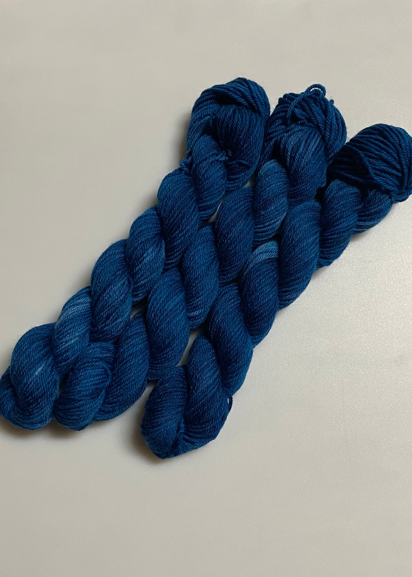 Fine Merino Socks ca. 20g handgefärbte Wolle