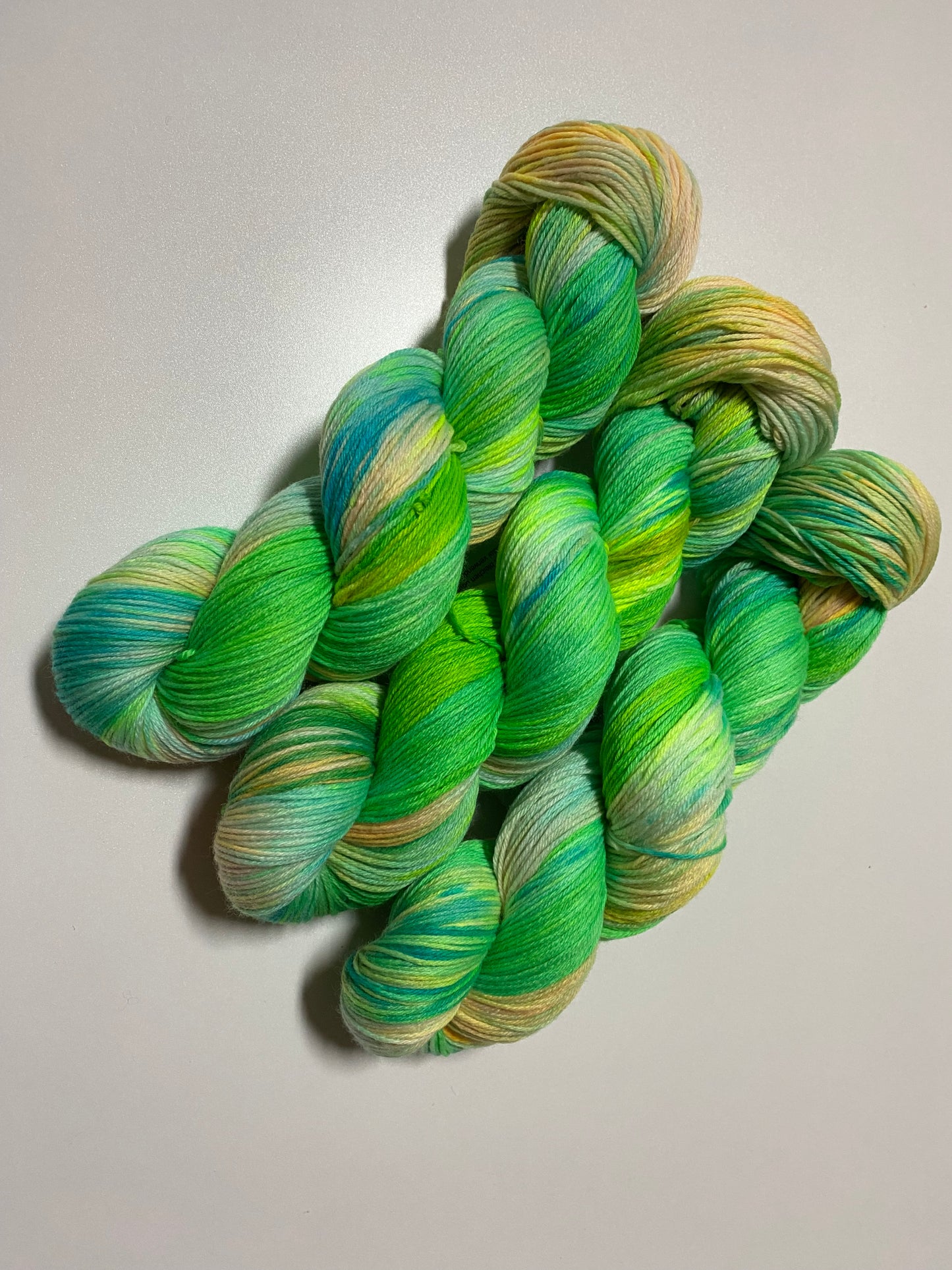 Hightwist, Handgefärbte Sockenwolle 4 Fach