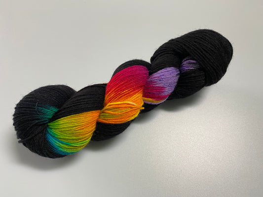 Basicsocks handgefärbte Sockenwolle