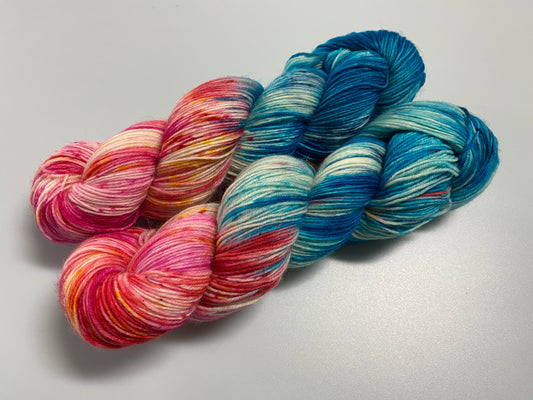Basicsocks handgefärbte Sockenwolle