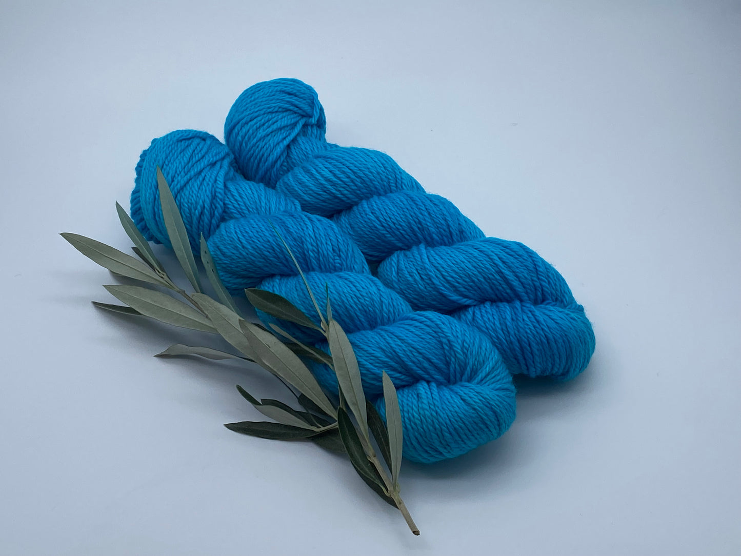 Merino 166 handgefärbtes Merinogarn 100g