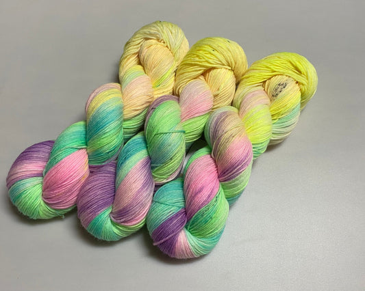 Fine Merino Socks 4 - fach 100g handgefärbte Wolle - Sonjas Wollanstalt