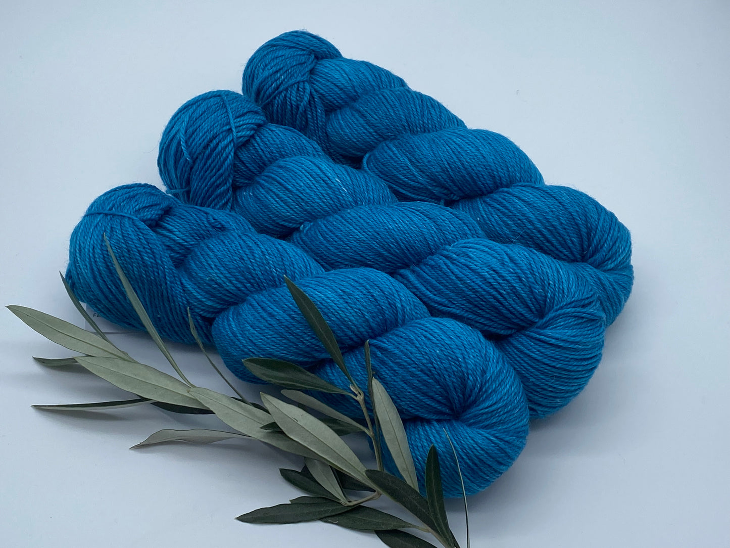 Rami Deluxe handgefärbte Wolle