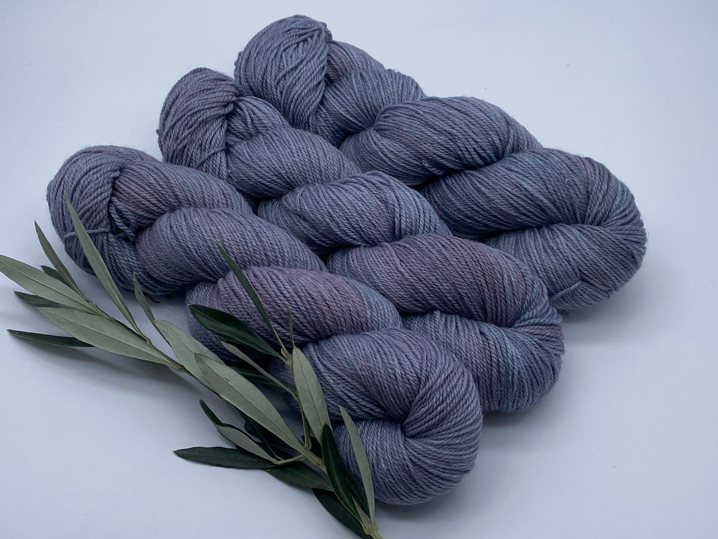 Rami Deluxe handgefärbte Wolle