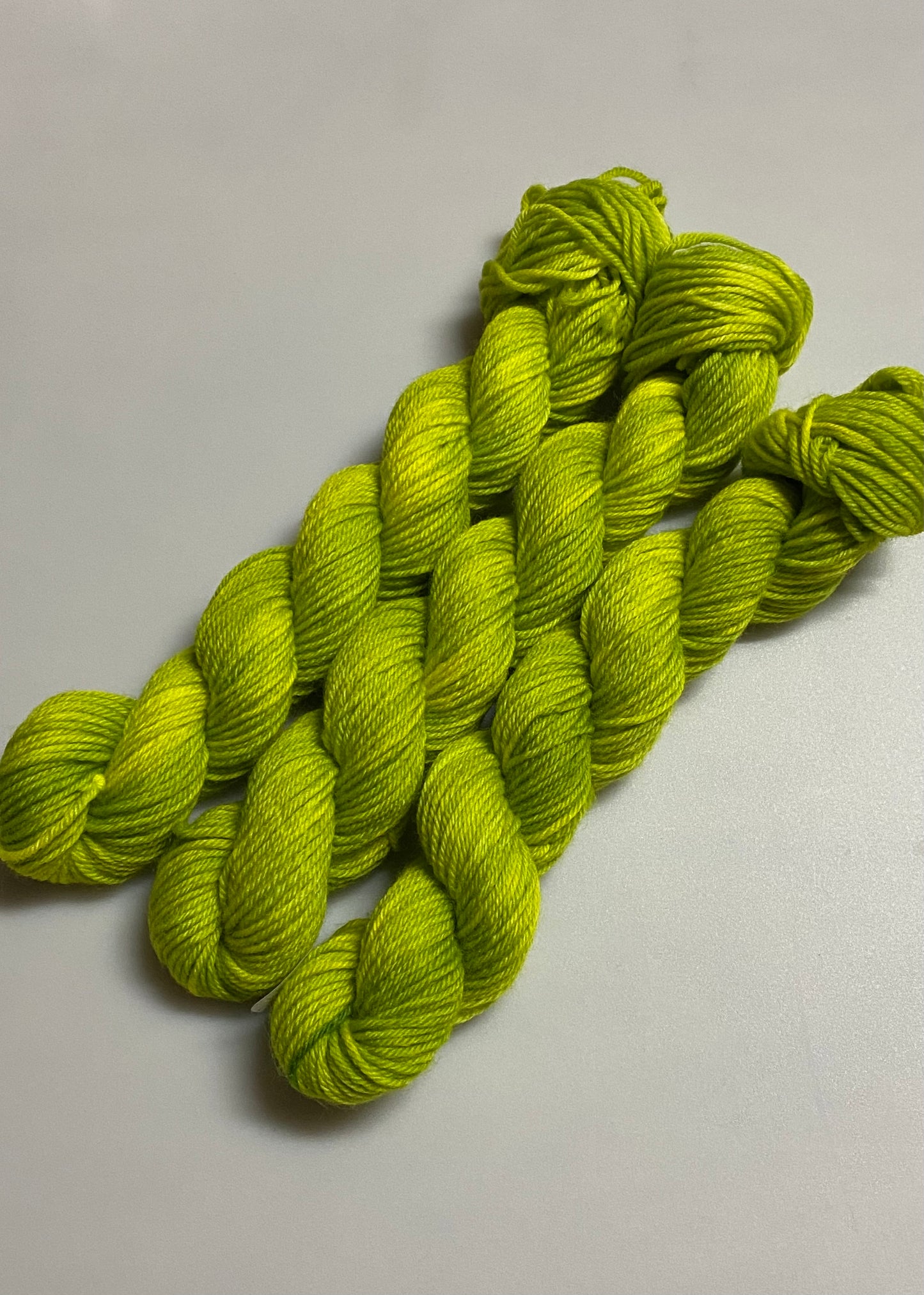 Fine Merino Socks ca. 20g handgefärbte Wolle
