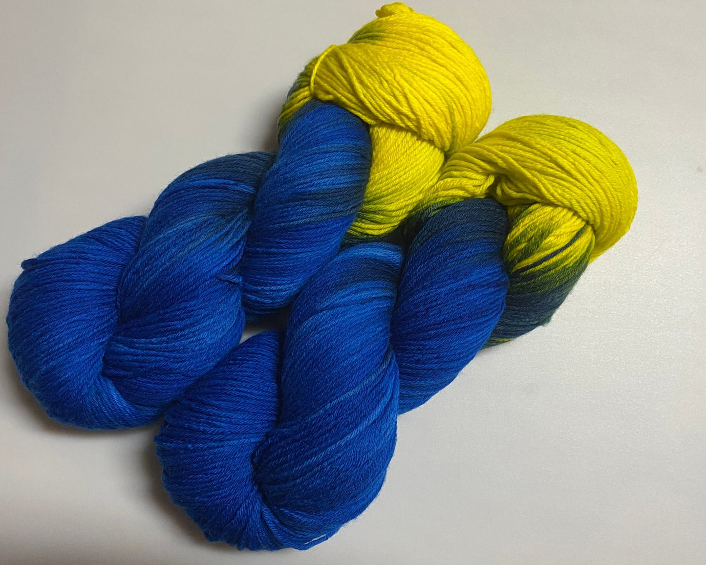 Fine Merino Socks 6 - fach 150g handgefärbte Wolle - Sonjas Wollanstalt