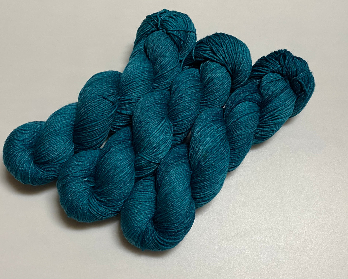 Fine Merino Socks 4-fach 100g handgefärbte Wolle