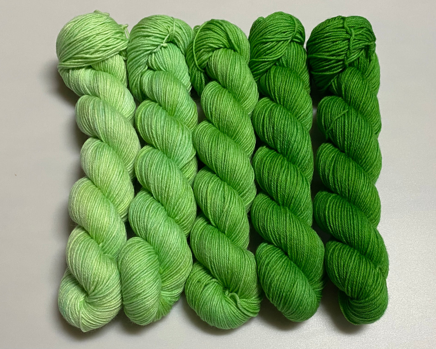 Fine Merino Socks 4-fach handgefärbt ca. 50g