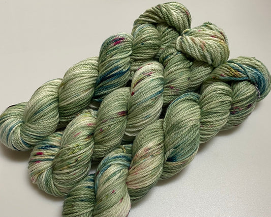 Merino 166 handgefärbtes Merinogarn 100g - Sonjas Wollanstalt