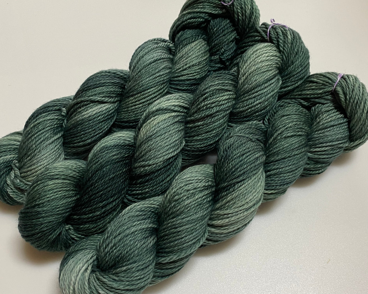 Merino 166 handgefärbtes Merinogarn 100g