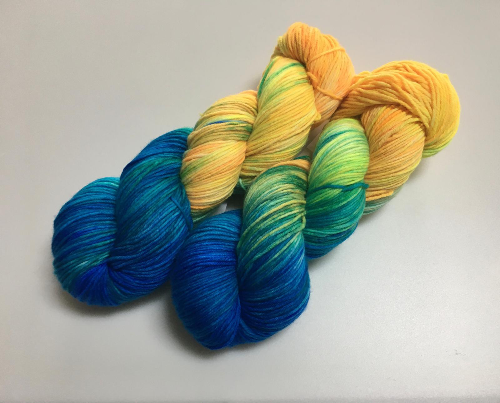 Fine Merino Socks 6 - fach handgefärbte Wolle - Sonjas Wollanstalt