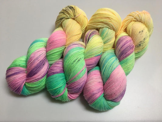 Fine Merino Socks 6 - fach handgefärbte Wolle - Sonjas Wollanstalt
