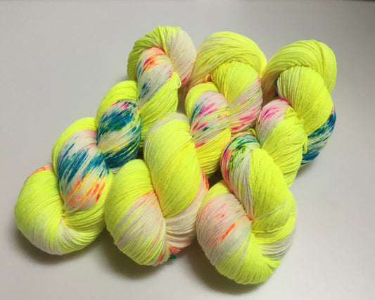 Fine Merino Socks 6 - fach handgefärbte Wolle - Sonjas Wollanstalt