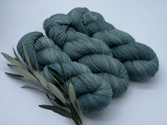 Rami Deluxe handgefärbte Wolle