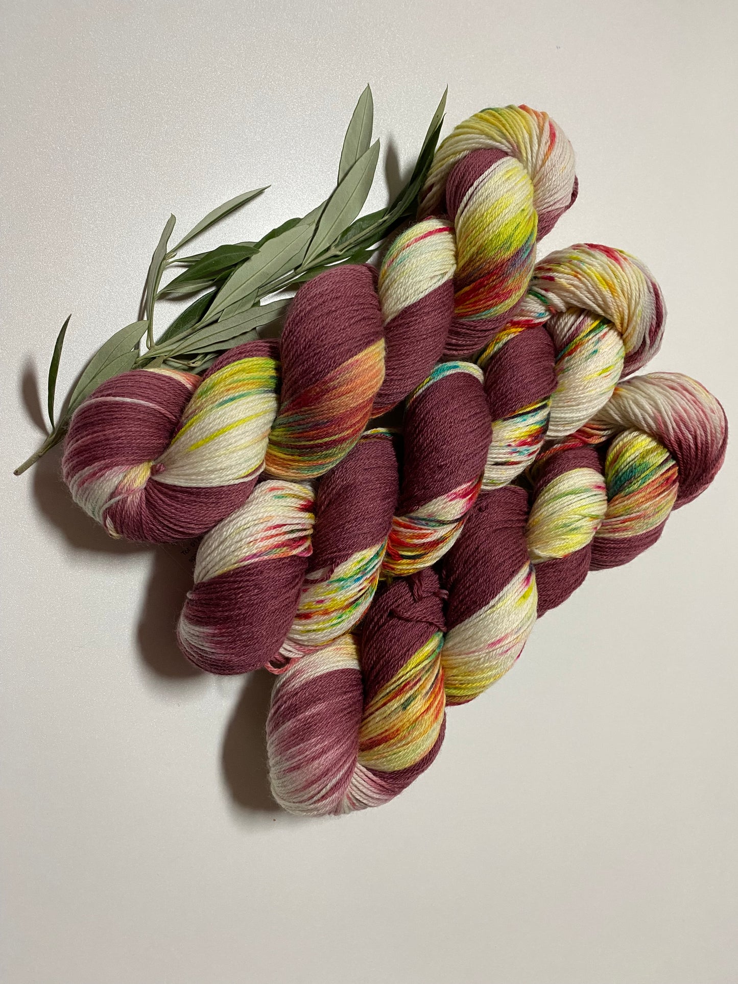 Hightwist, Handgefärbte Sockenwolle 4 Fach