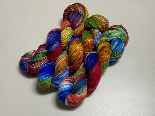 Hightwist, handgefärbte Wolle 4ply