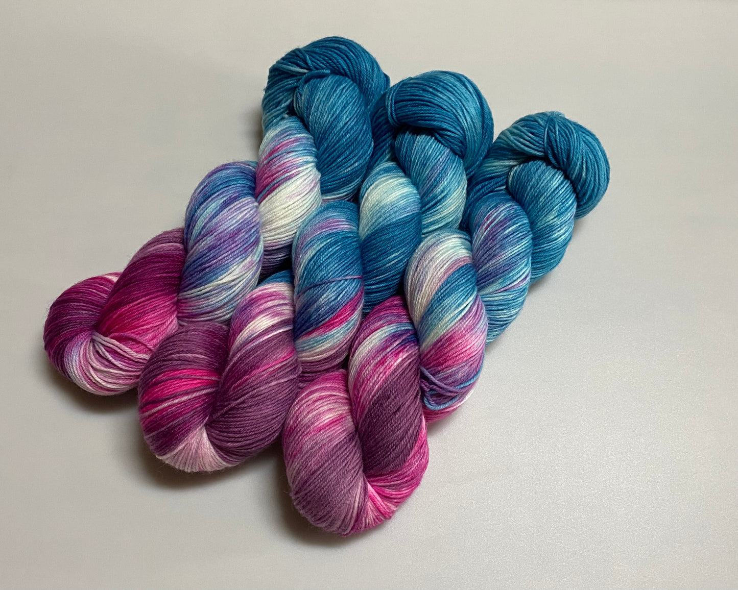 Fine Merino Socks 4-fach 100g handgefärbte Wolle