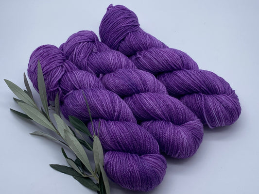 Rami Deluxe handgefärbte Wolle