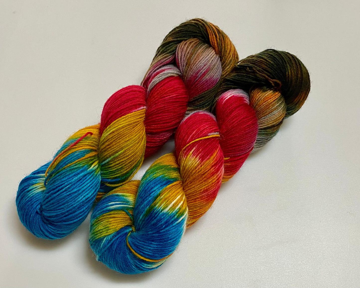 Basicsocks handgefärbte Sockenwolle