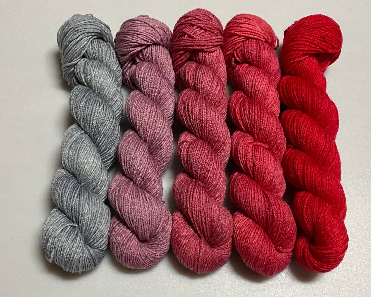 Fine Merino Socks ca. 20g handgefärbte Wolle