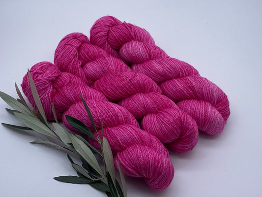 Rami Deluxe handgefärbte Wolle