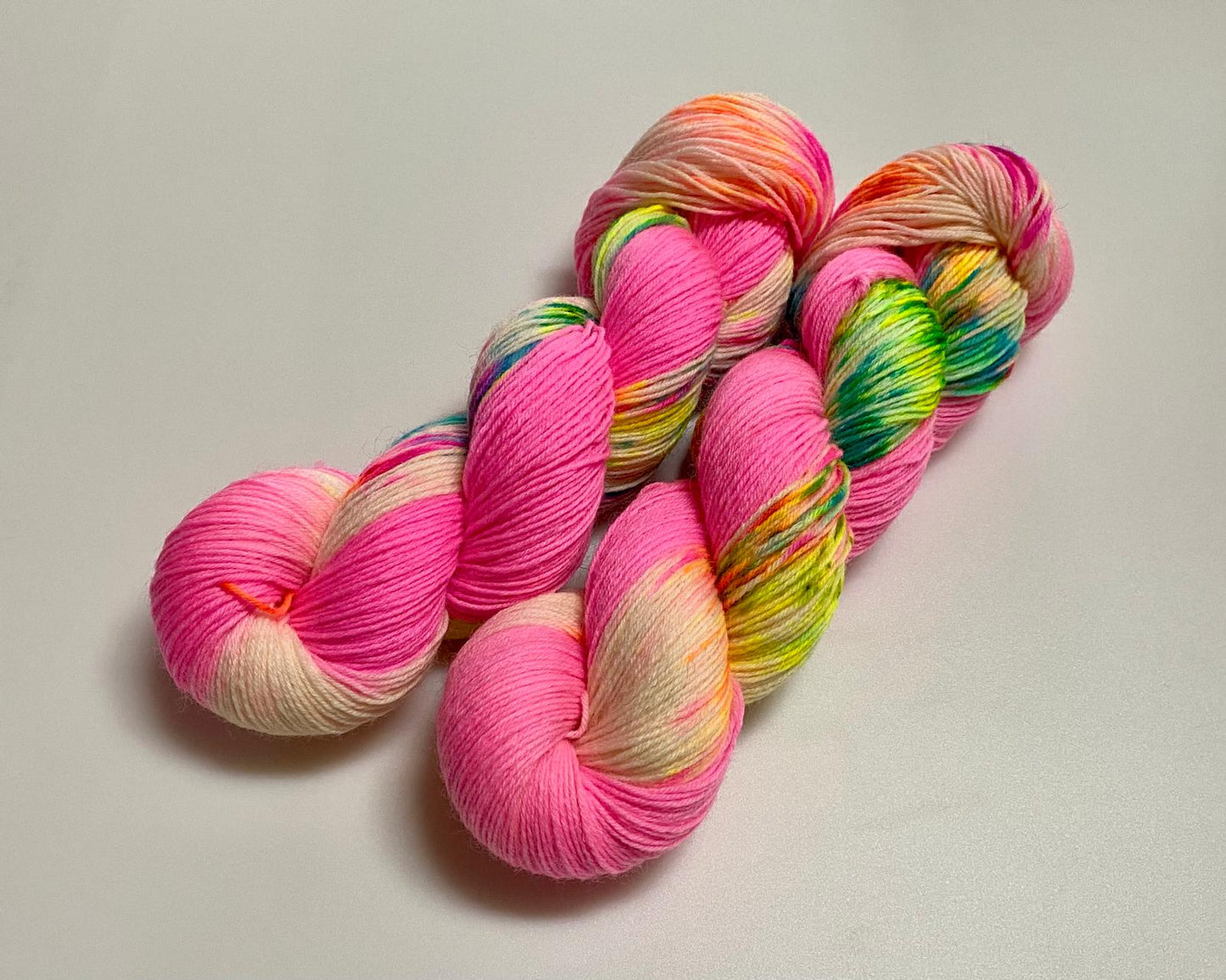 Basicsocks handgefärbte Sockenwolle