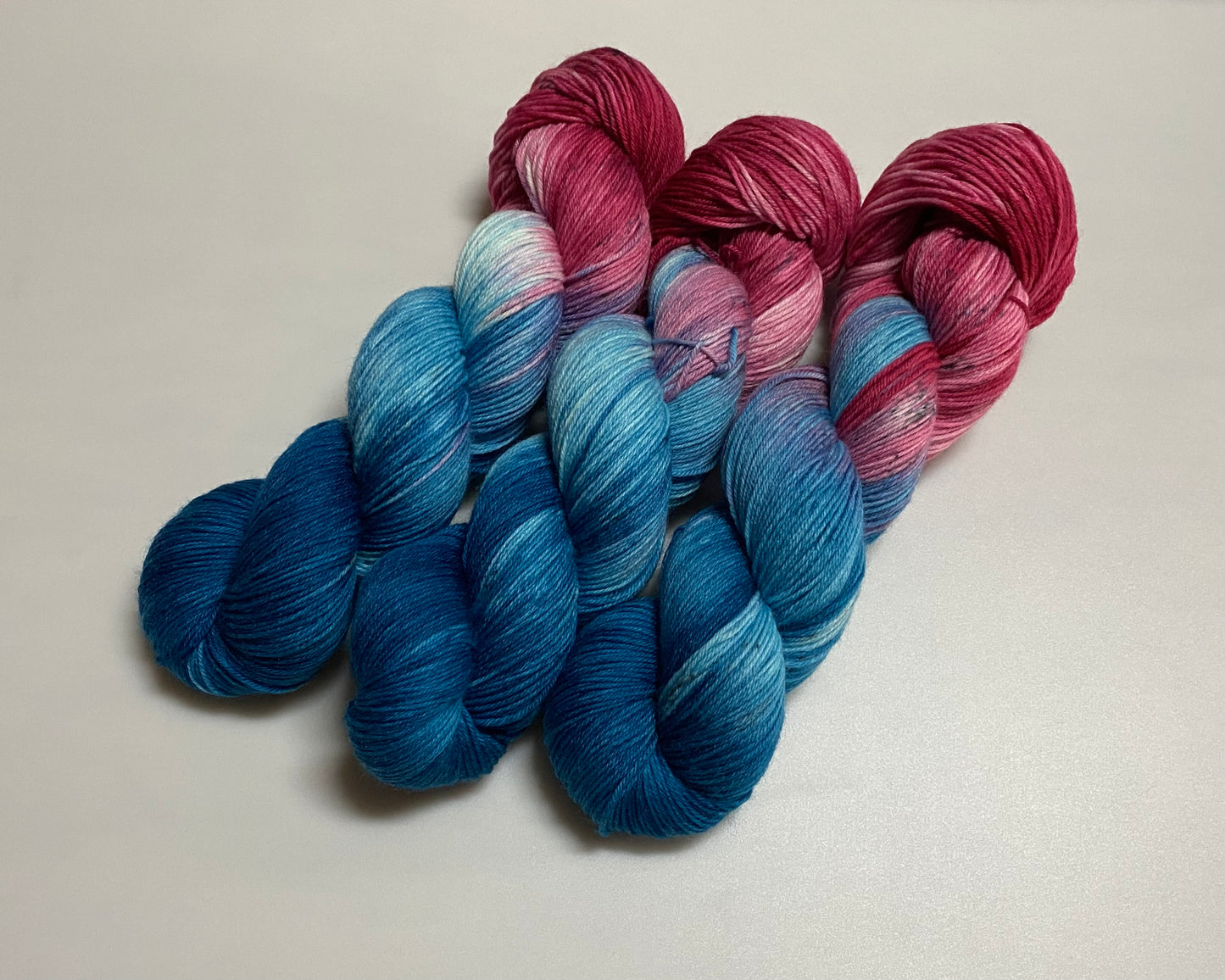 Fine Merino Socks 4-fach 100g handgefärbte Wolle