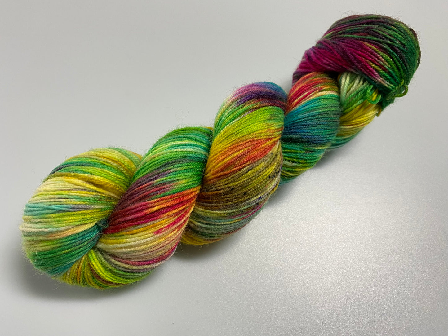 Basicsocks handgefärbte Sockenwolle