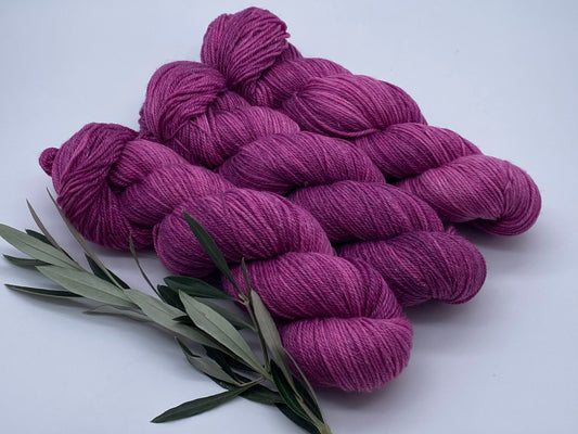 Rami Deluxe handgefärbte Wolle