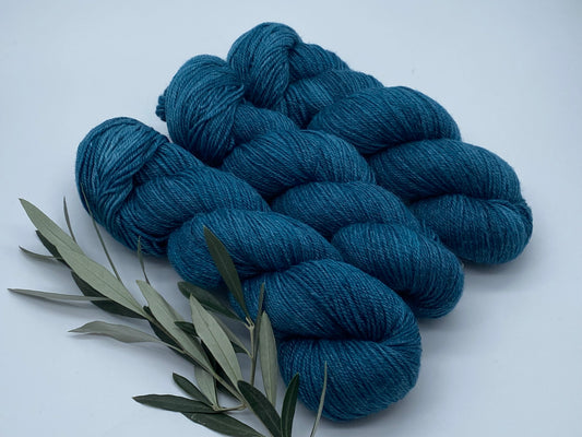 Rami Deluxe handgefärbte Wolle