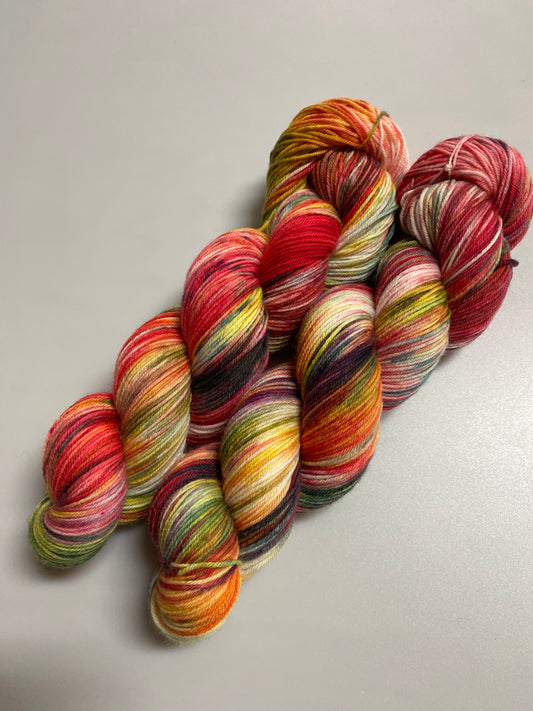 Hightwist, handgefärbte Wolle 4ply