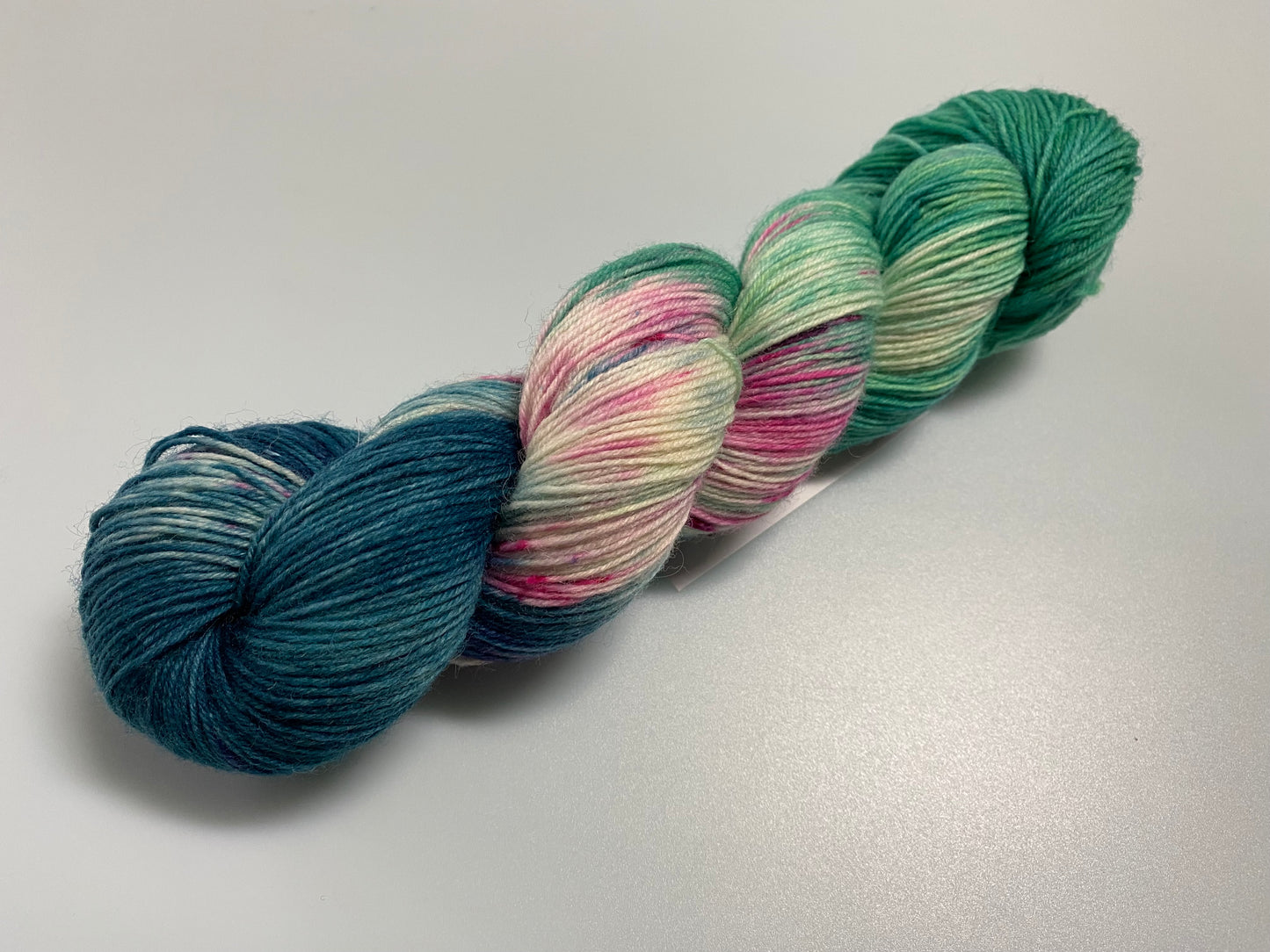 Basicsocks handgefärbte Sockenwolle