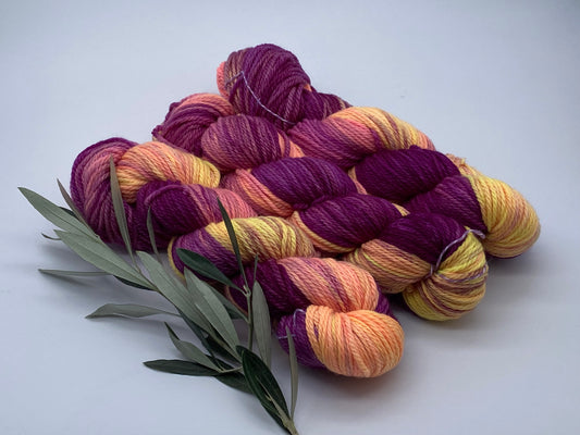 Merino 166 handgefärbtes Merinogarn 100g