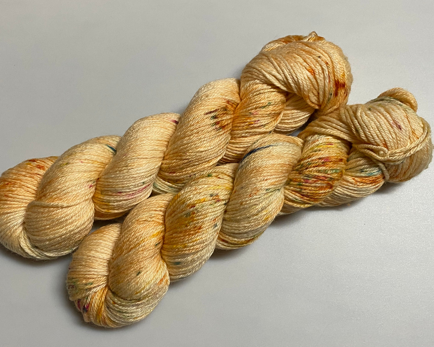 Merino Bambus DK  handgefärbtes Merinogarn mit Bambusfaser