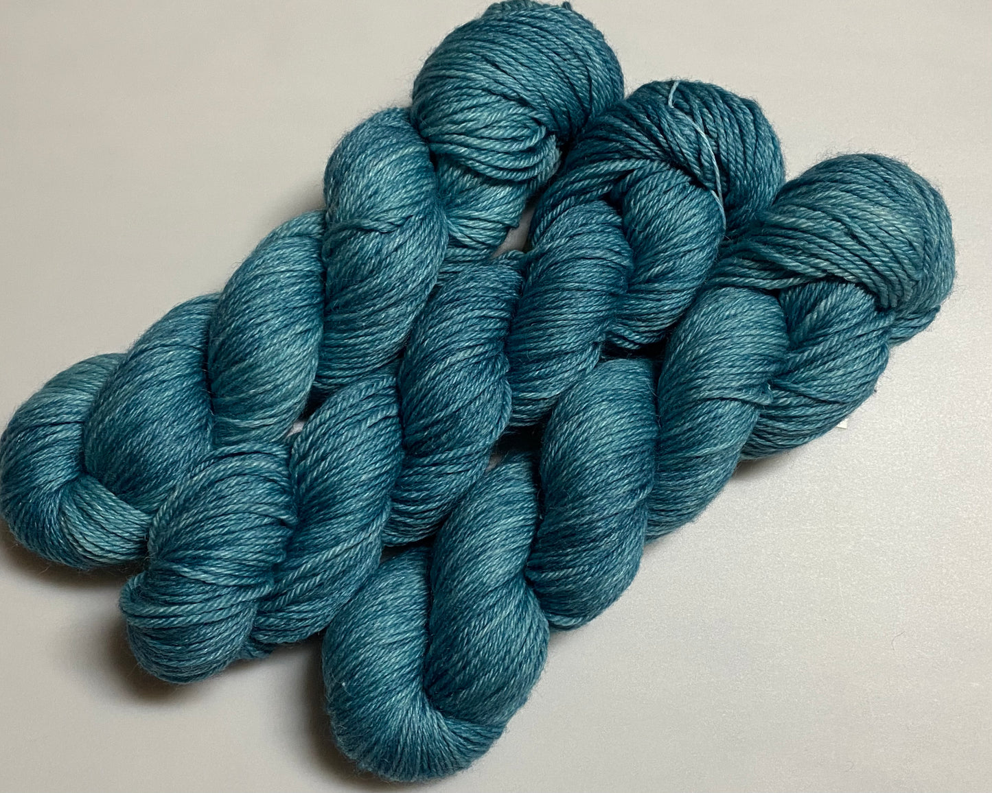 Merino Bambus DK  handgefärbtes Merinogarn mit Bambusfaser