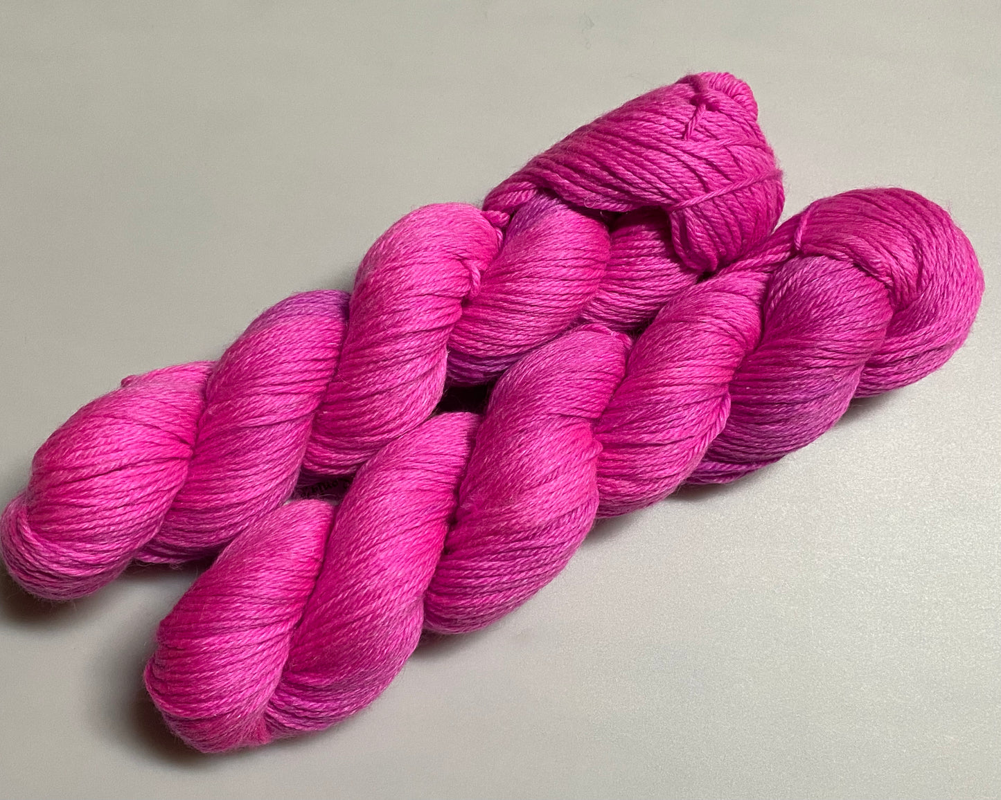 Merino Bambus DK  handgefärbtes Merinogarn mit Bambusfaser