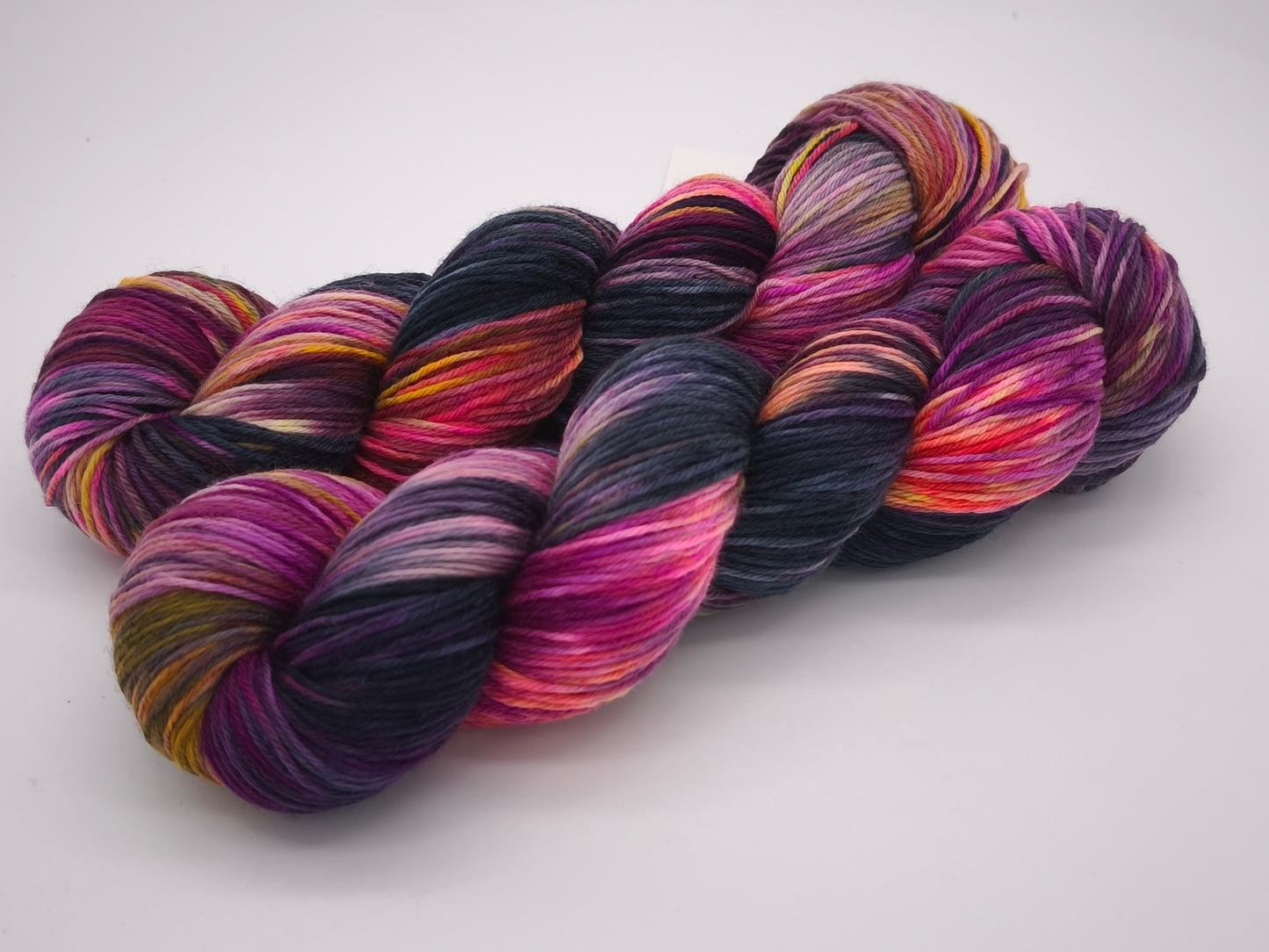 Hightwist, Handgefärbte Sockenwolle 4 Fach