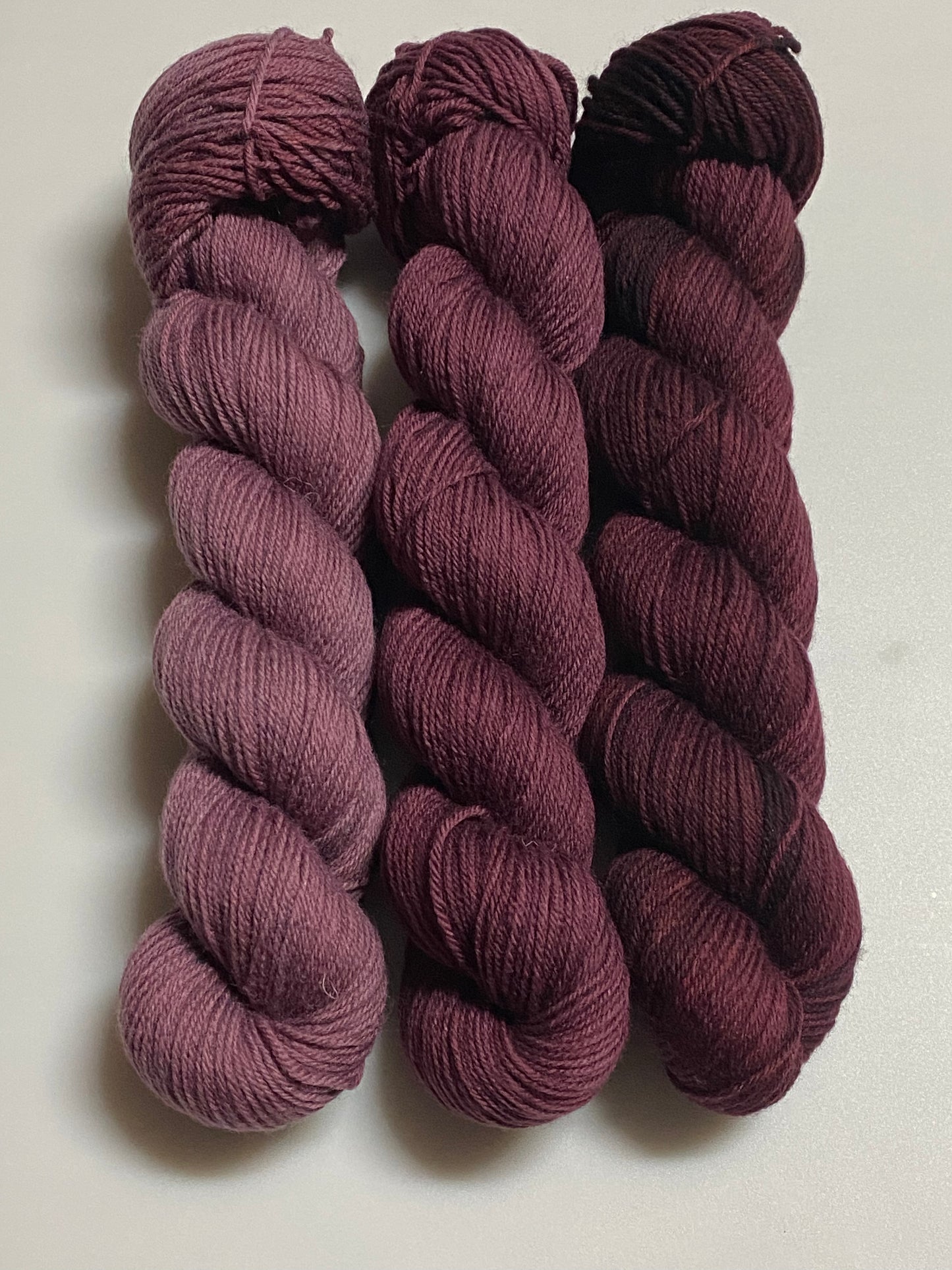 Fine Merino Socks 4-fach handgefärbt ca. 50g